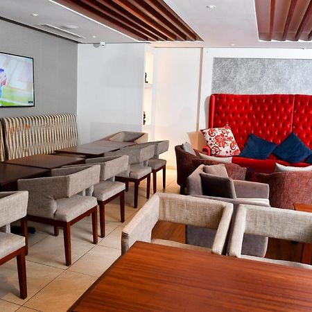 Hillpark Hotel Nairobi Buitenkant foto