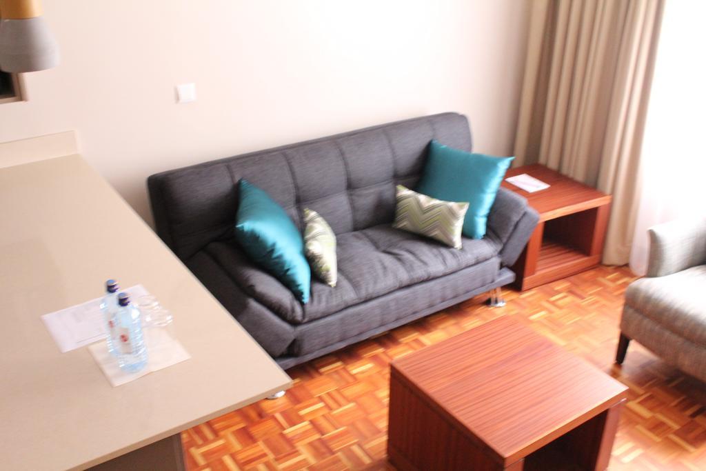 Hillpark Hotel Nairobi Buitenkant foto